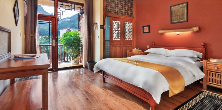 Yangshuo Village Inn is an unbeatable value for Yangshuo guesthouse accommodation just steps to Moon Hill.