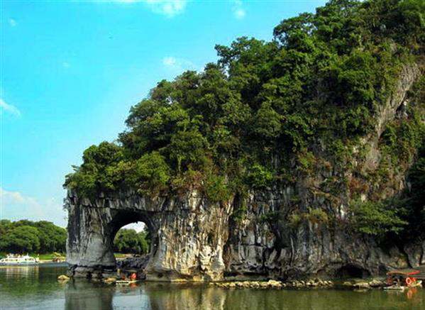 Guilin elephant hill and seven star park from Yangshuo Village Inn